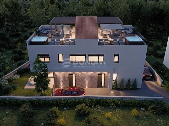Luksuzna novogradnja, dvojna kuća na vrhunskoj lokaciji u Murteru – 2