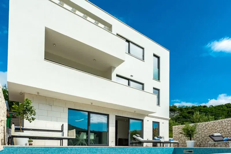 Villa di lusso vicino alla spiaggia con vista mare – 2