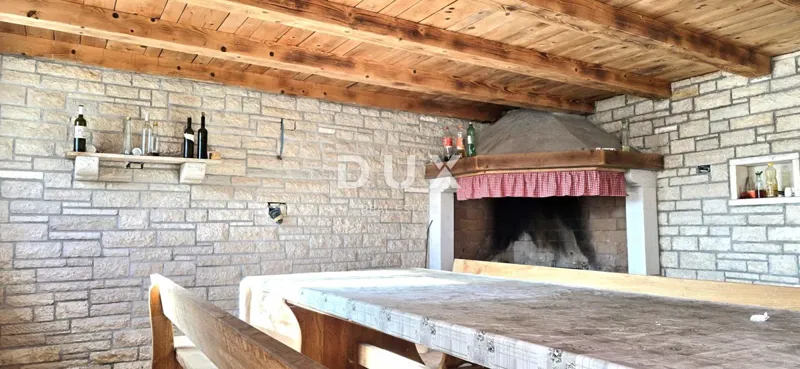 ISTRIEN, GRAČIŠĆE – Exklusive Privatsphäre, Ruhe und freier Ausblick – ein Haus mit großem Garten