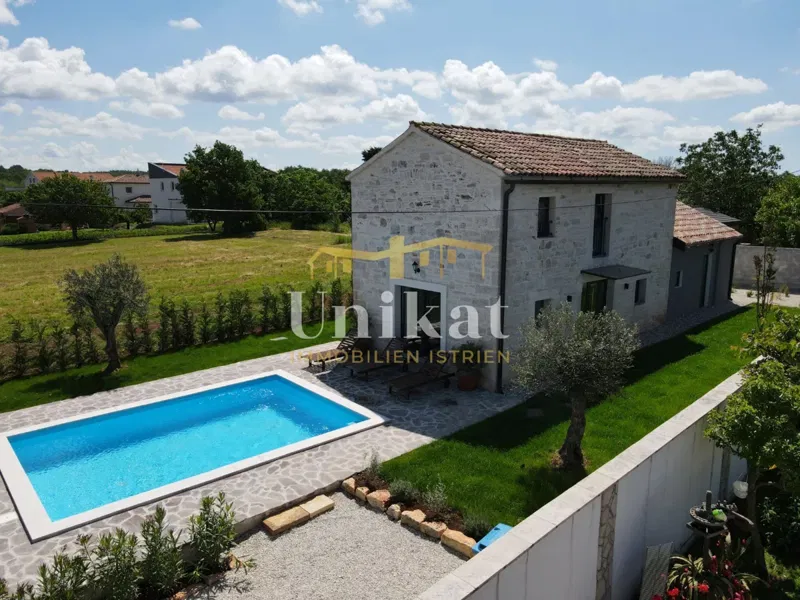 Renovated stone house near Poreč – 3