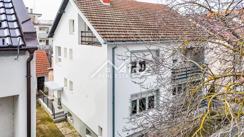 Hiša Centar, Vukovar, 250m2