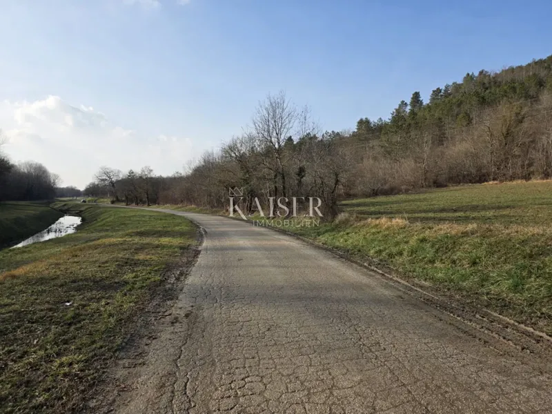 Isztria, Motovun - építési telek 37000m2