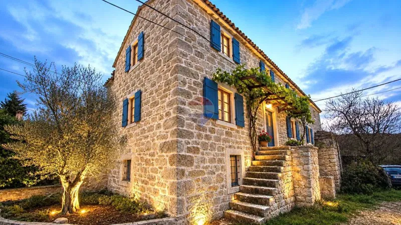 Casa Bibali, Buje, 68m2 – 2