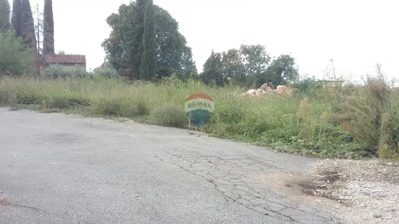 Terreno edificabile Kaštel, Buje, 2.265m2 – 3