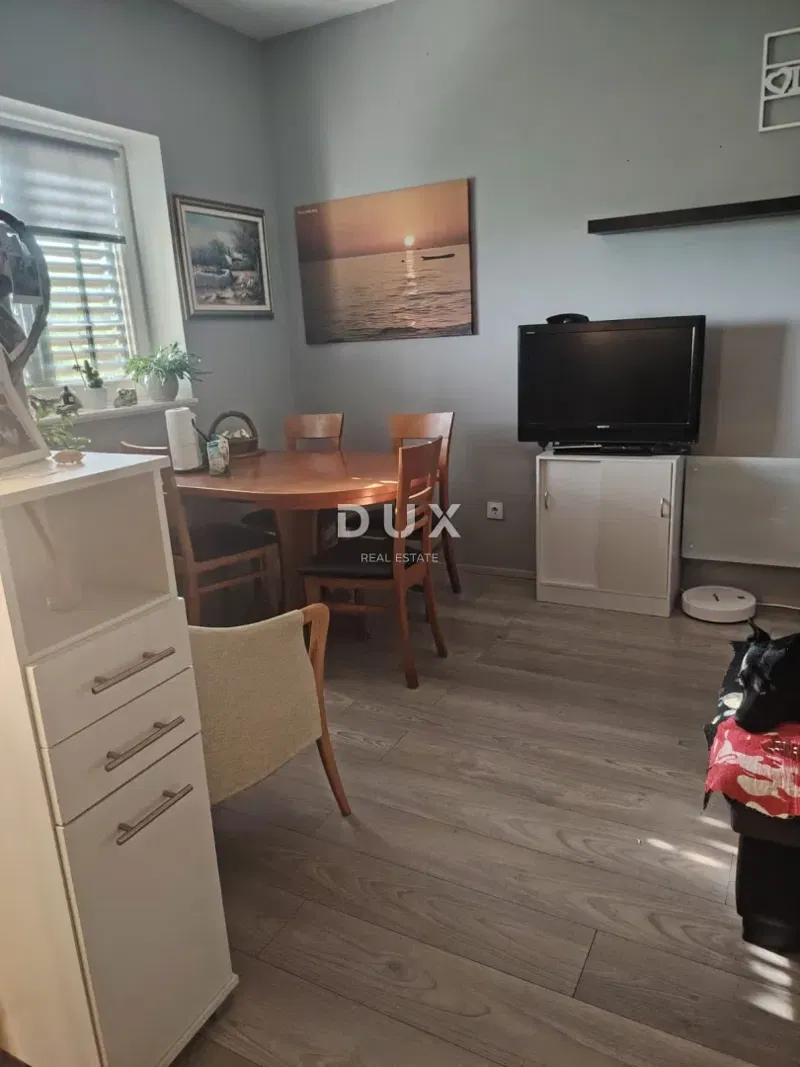ISZTRIA, PEROJ - Apartman a központban, tengerre néző kilátással – 2