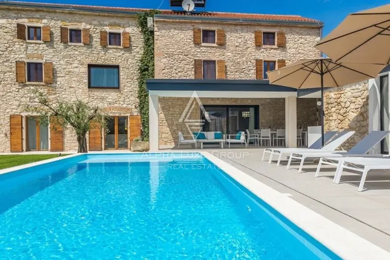 Istria, Brtonigla – Unique stone villa with pool for sale – 2
