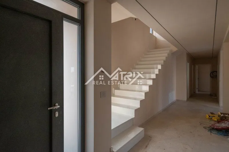 Poreč okolica, moderna vila s bazenom i krovnom terasom – 3