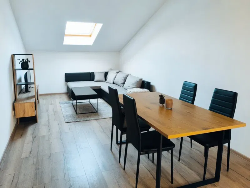 Poreč centar! Kompletno renoviran stan 49 m2