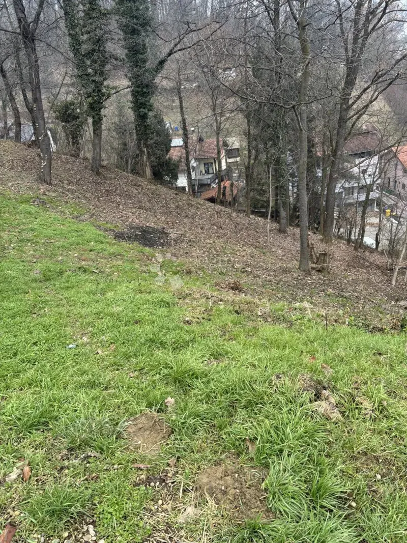 Pozemok Gornje Vrapče – 3