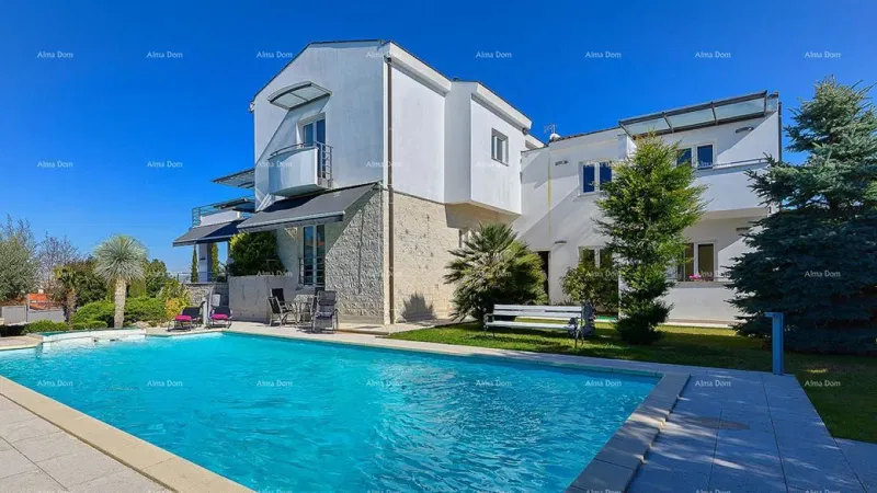 Pješčana Uvala Tourist place on the sea, near the city of Pula. Exclusive villa. – 2