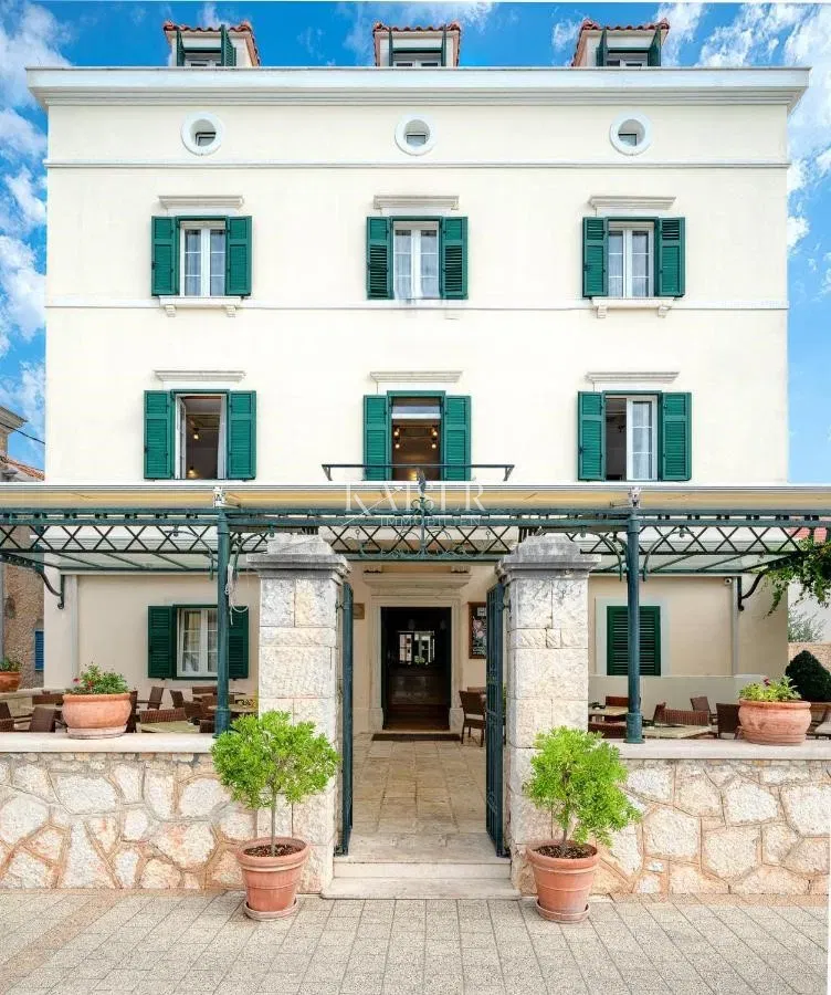Hotel sul mare vicino a Sebenico – 2