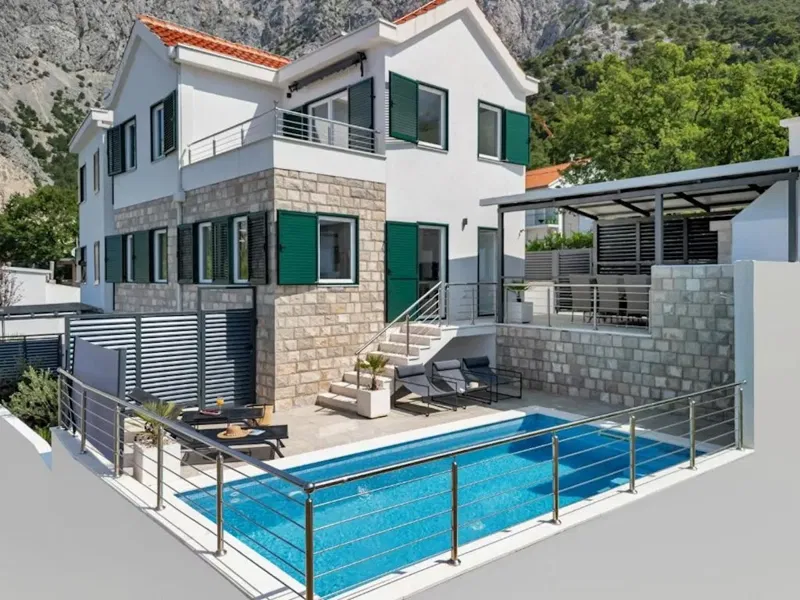 Kuća s bazenom BAST - BAŠKA VODA