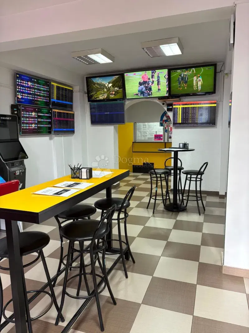 Locale commerciale Brda, Split, 84,50m2 – 2