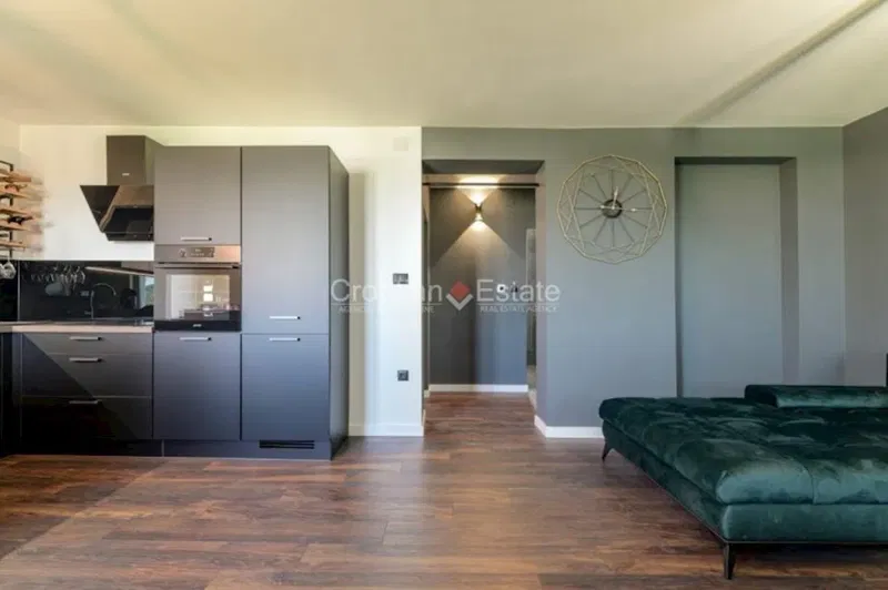 Manus – Modern two-bedroom flat near city centre, for sale – 2