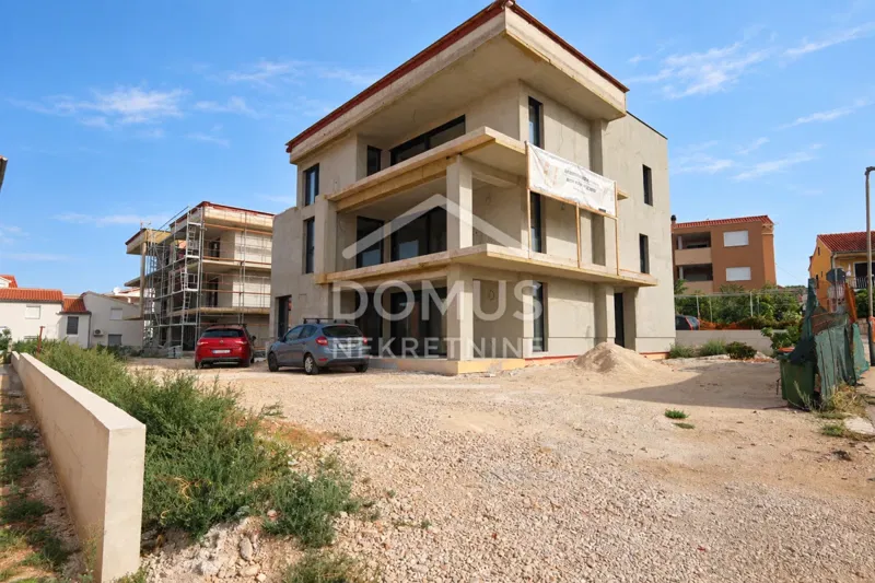 Tribunj, city center, new building, two-bedroom apartment of 79,04 m² – 2