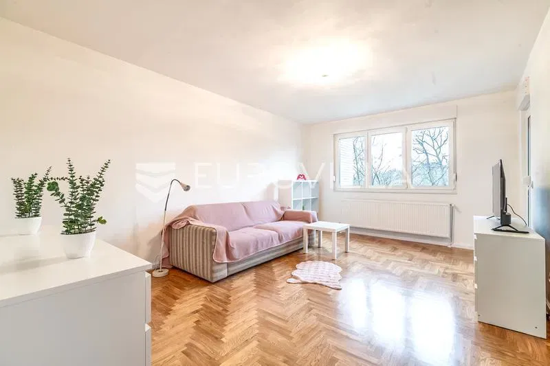 Zagreb, Zatišje, three-bedroom apartment 90 m² with garage, FIRST RENT – 2