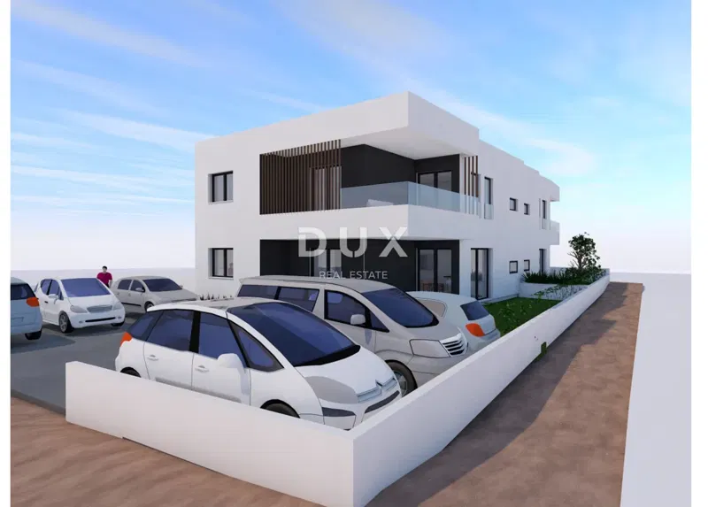 ŠIBENIK, VODICE – Első emeleti apartman erkéllyel – 2