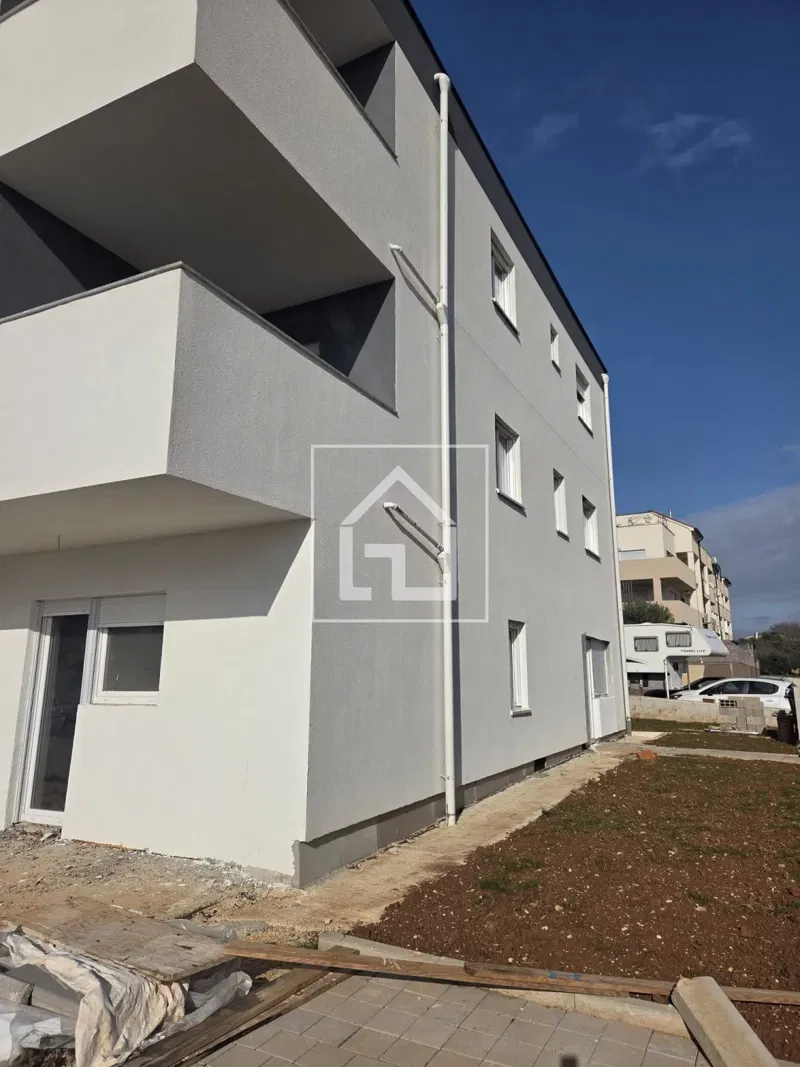 House Medulin – Residential building with multiple units in a quiet location – 3