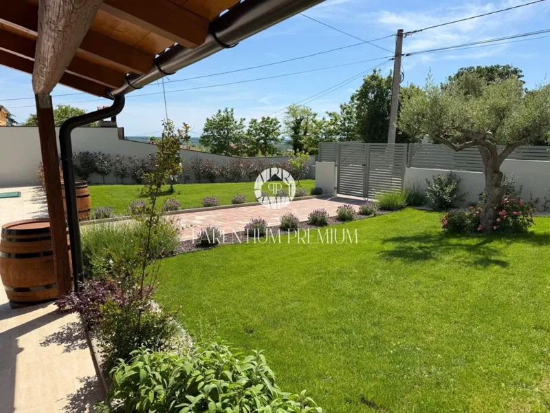 Bellissima villa istriana ristrutturata con piscina e ampio giardino – 3