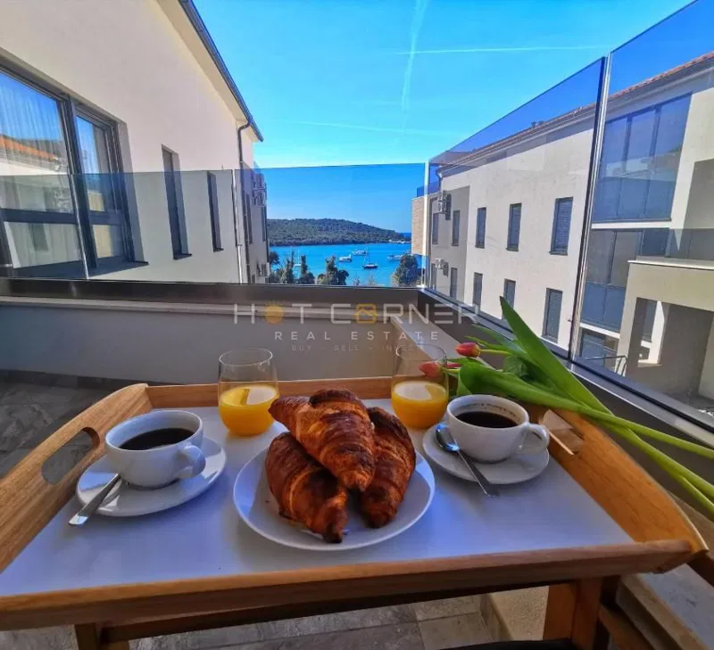 Banjole, direktno iznad plaže, luksuzni penthouse, pogled na more, bazen, lift – 2