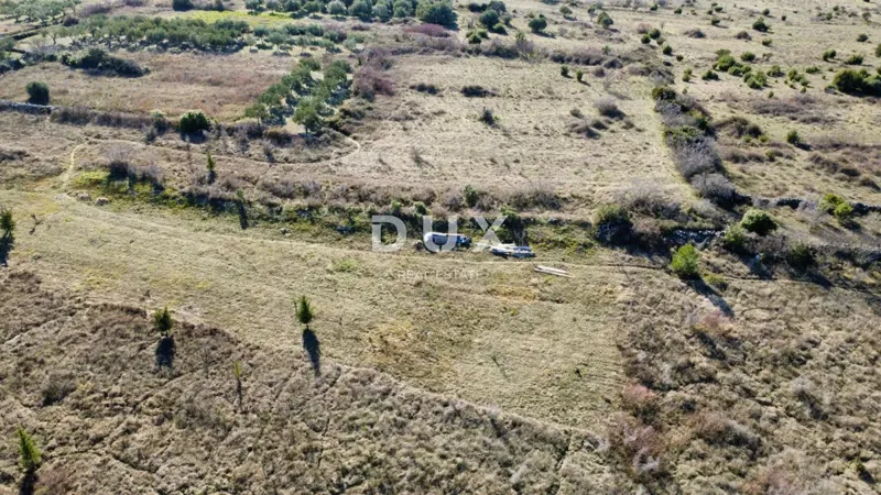 ZADAR, CRNO - Plot 3999 m² in the construction zone! – 2