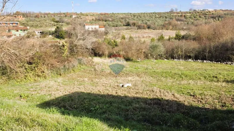 Istria, Brtonigla – Building plot with project, 702 m² – 3