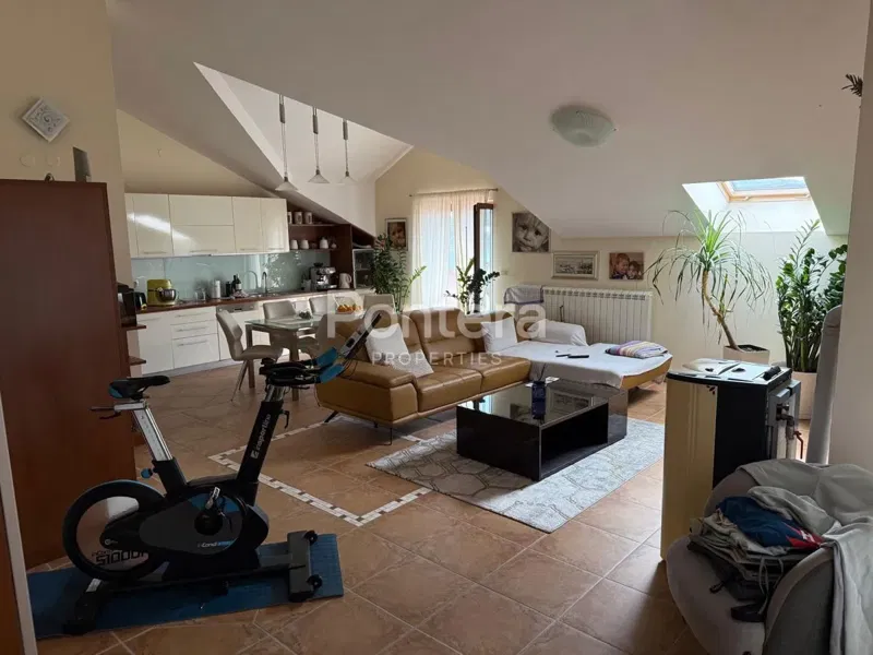 Flat/apartment Cres, 132m2 – 3