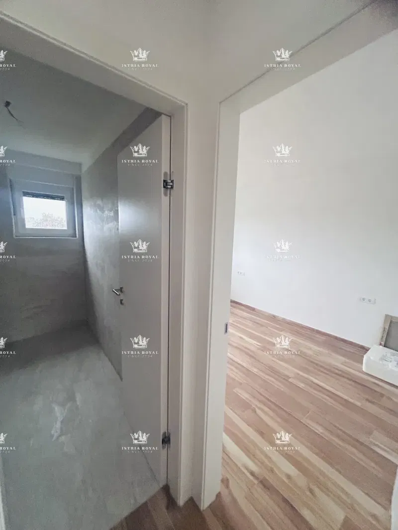 Istria, Novigrad, apartment 65m2, two terraces, 2 bedrooms + living room, sea view, parking – 3
