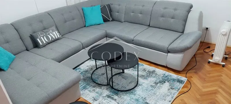 Senj – Sale of an attractive apartment in the very center – 2