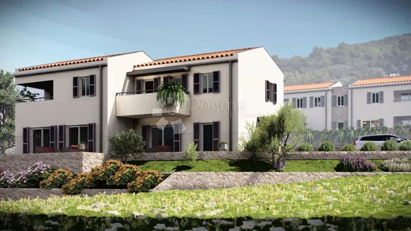 Flat Cres, 140m2 – 3