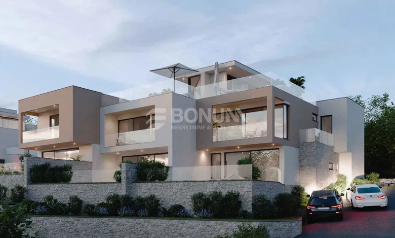 Kuća s bazenom u novogradnji, Vodice – mirna lokacija blizu mora – 2
