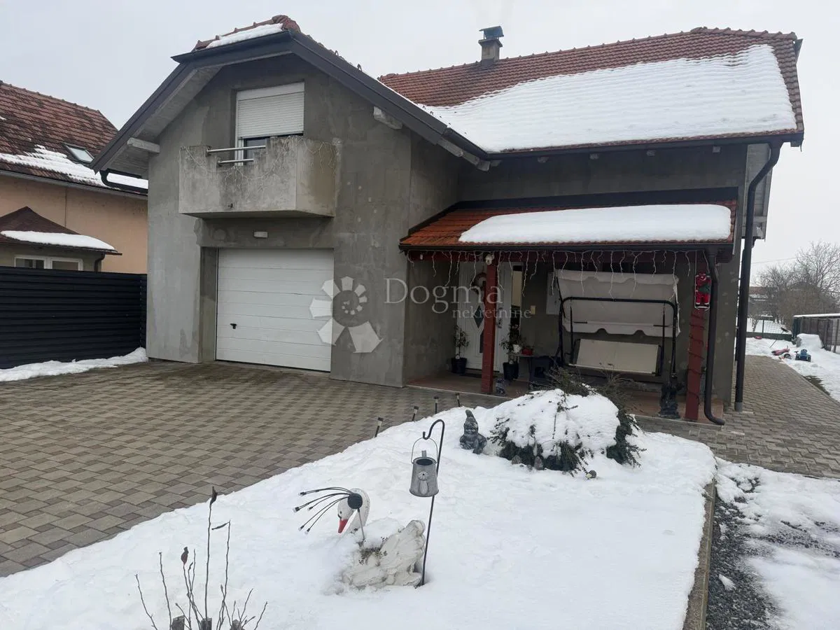 OBITELJSKA KUĆA U BLIZINI VARAŽDINA