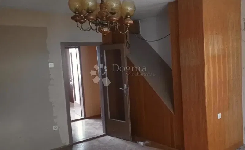 Casa Donji grad, Osijek, 160m2 – 2