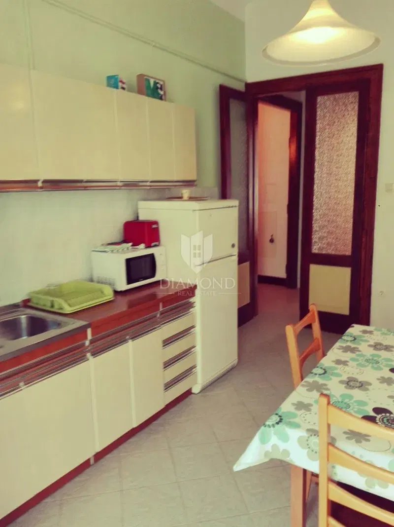 RIJEKA, CITY CENTRE – APARTMENT WITH TWO BALCONIES – 3
