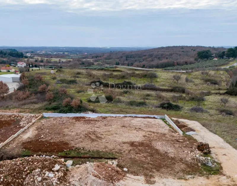 Building land Višnjan, 1.017m2 – 2