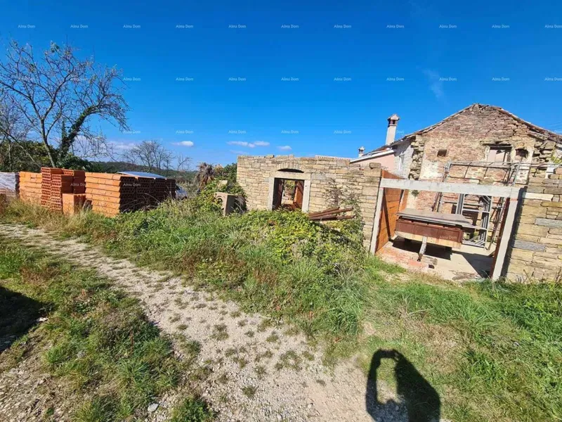 Stone house with a garden and started renovation – vicinity of Pazin – 3