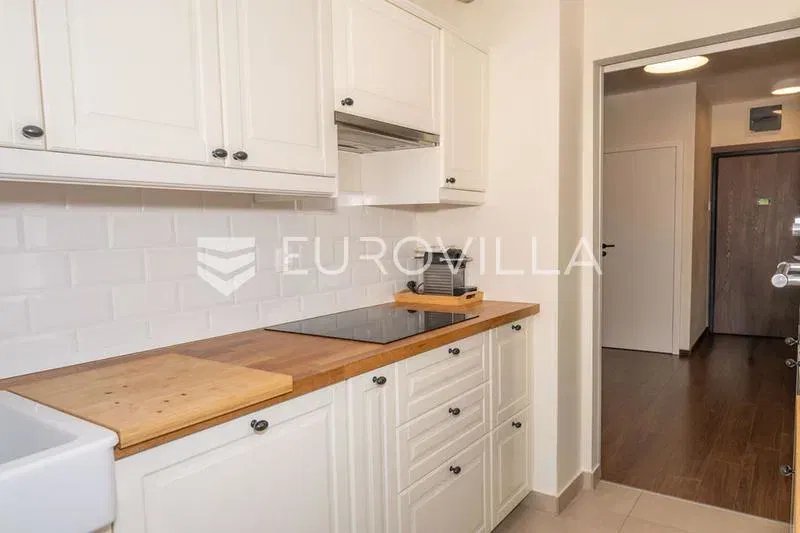 Krk, apartment 70 m² plus garage 20 m², close to the sea – 3