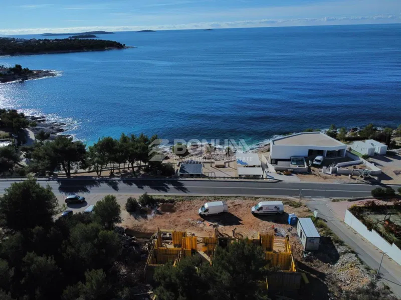 Sodoben dvosobni apartma z vrtom, novogradnja blizu morja – Primošten Dolac – 3