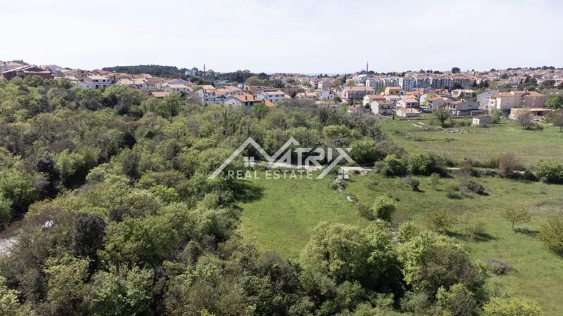 Rovinj, Građevinsko zemljište na rubu grada – 2