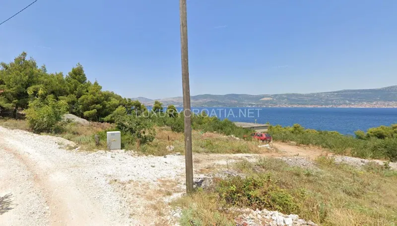 Zemljište uz more na prodaju Trogir Čiovo Hrvatska