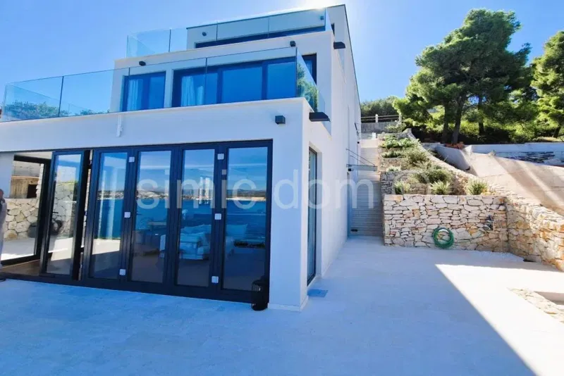 Beautiful villa first row to the sea, Ciovo – 2