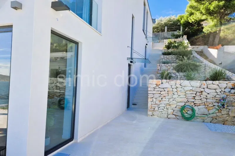 Beautiful villa first row to the sea, Ciovo – 3