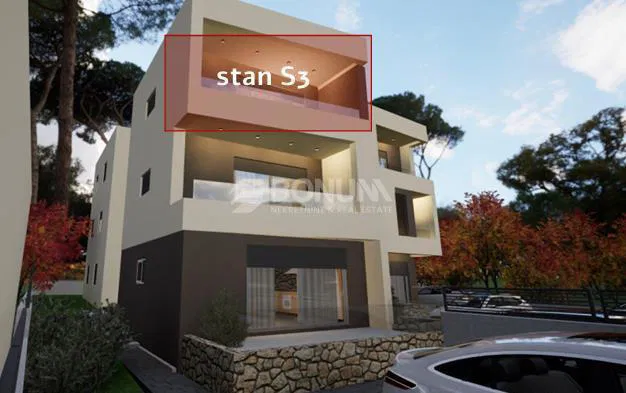 Brodarica – dvosobni stan na drugom katu s loggiom, 130 m od mora – 2