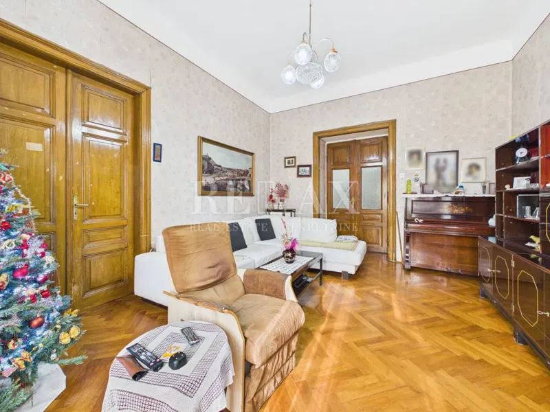Rijeka - appartamento classico con quattro camere da letto nel centro storico, 134,67 m2 – 2