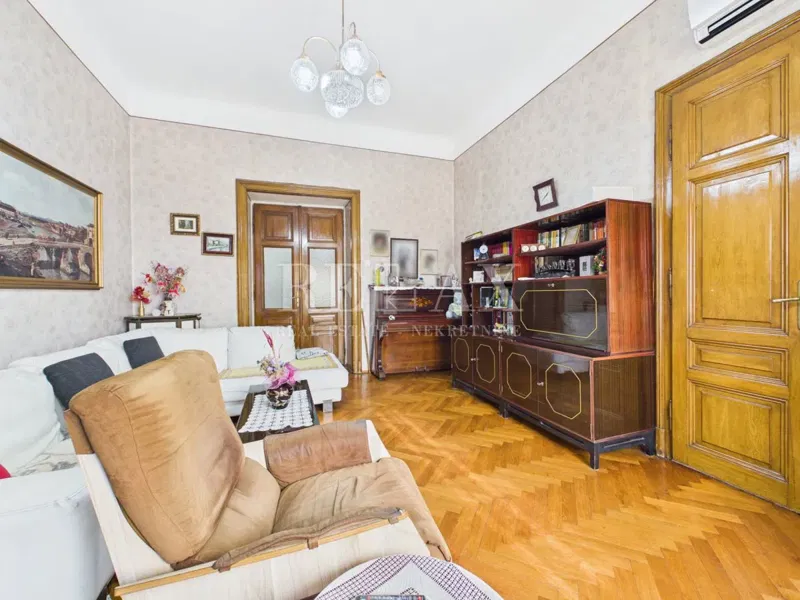 Rijeka - appartamento classico con quattro camere da letto nel centro storico, 134,67 m2 – 3