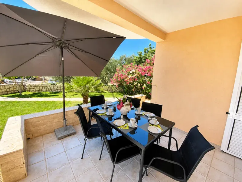 NOVALJA, ISLAND OF PAG–APARTMENT WITH GARDEN, PARKING SPACE-126.56 m2 – 2