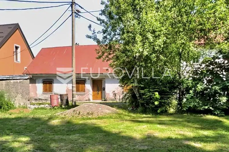Fužine, goranska kuća 115 m², zemljište od 1529 m²