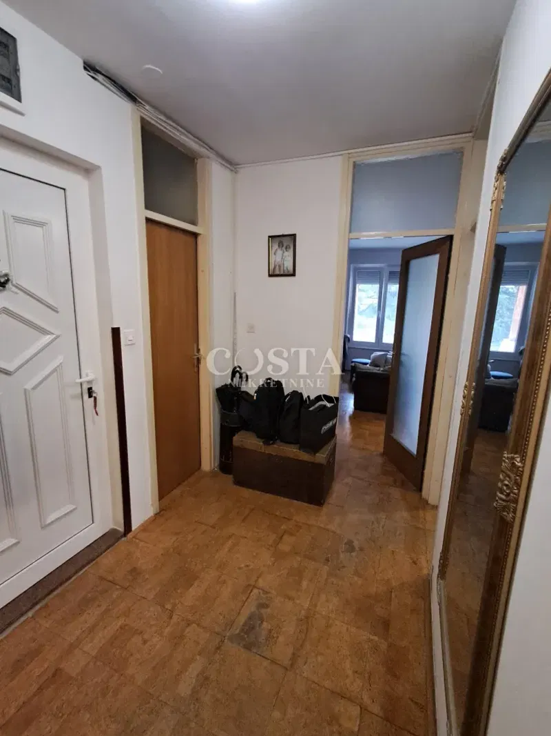 ZADAR, BILI BRIG - Spacious apartment with garden in an attractive location – 2