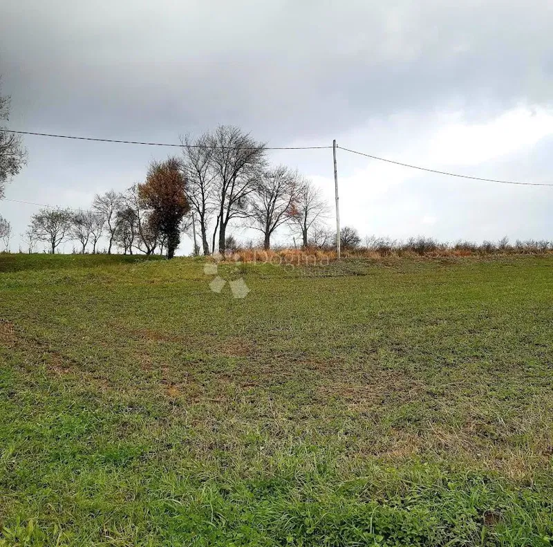 Építési telek Ogulin, 1.276m2