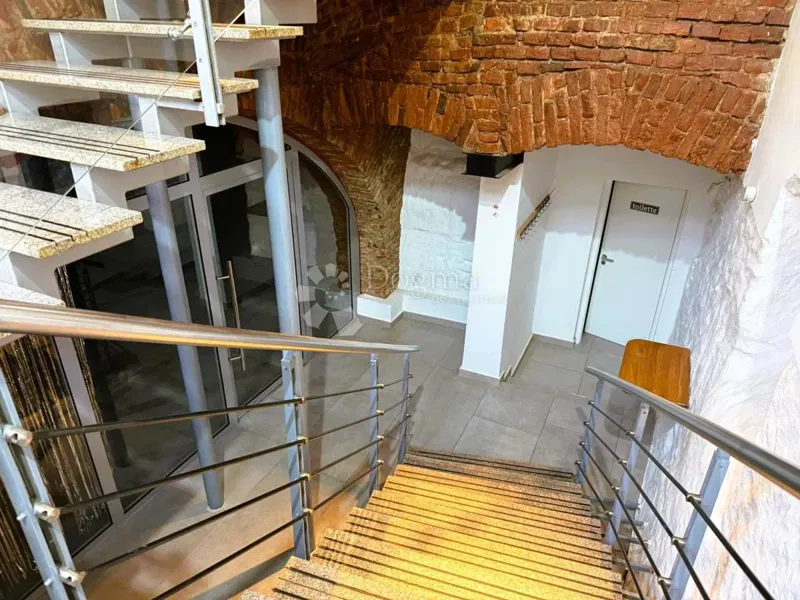 Kereskedelmi Centar, Čakovec, 115m2